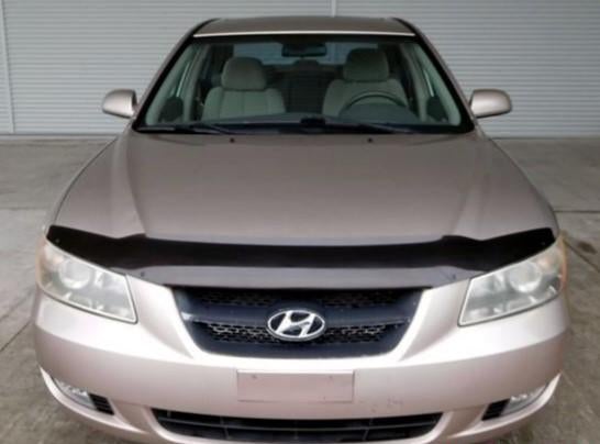 Hood Deflector Acrylic Black - FormFit 2006-10 Hyundai Sonata - Discontinued