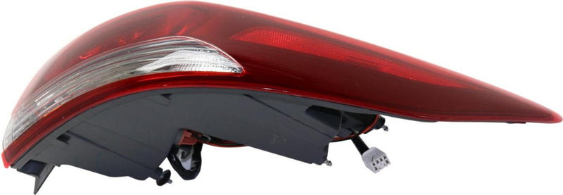 Tail Light Set Of 2 Clear W/ Bulb(s) - Replacement 2017 Elantra 4 Cyl 2.0L